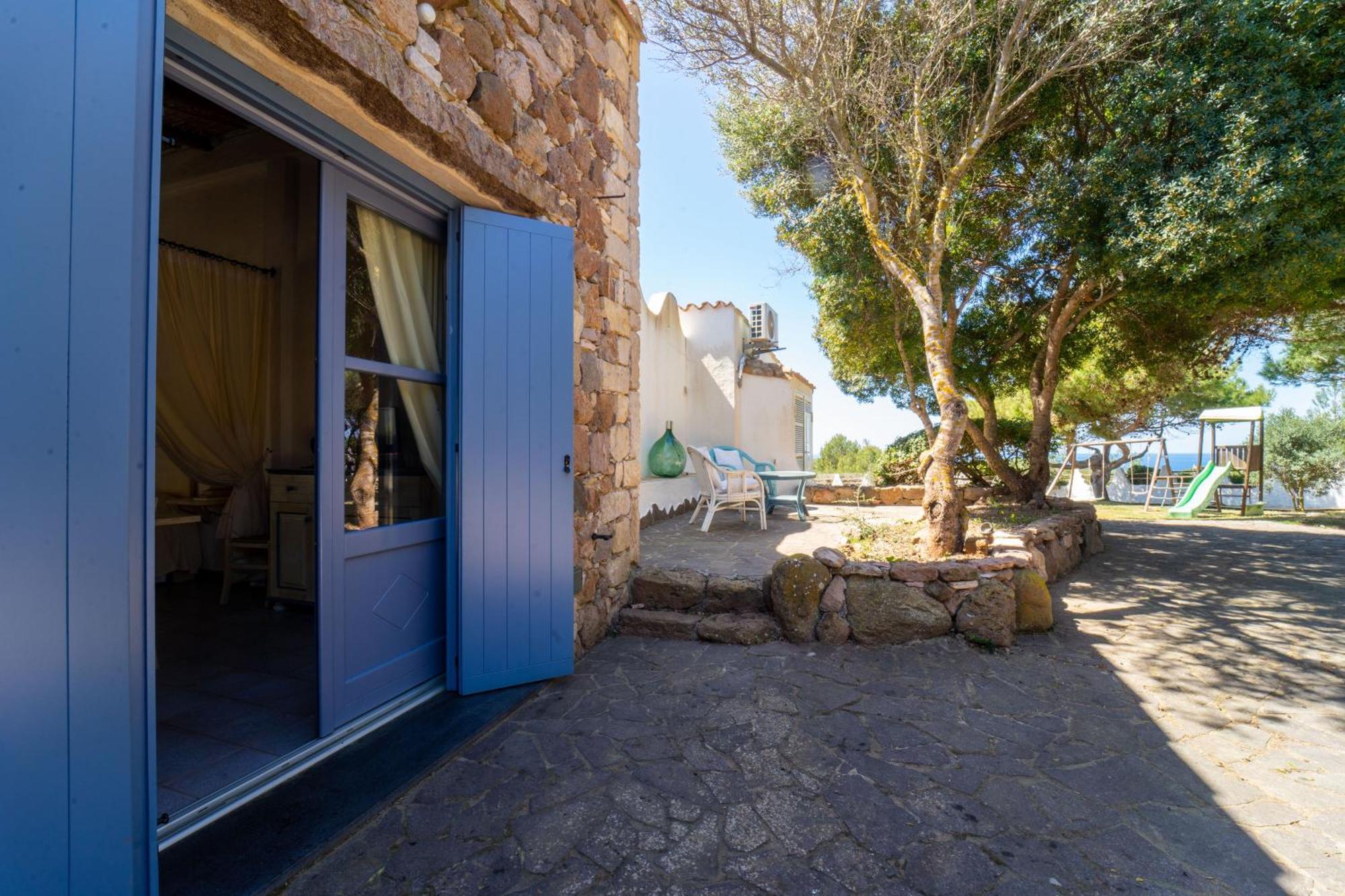 Residence Isola Dei Mori SantʼAntìoco Exteriör bild